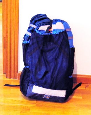 Mochila azul para el Camino de Santiago